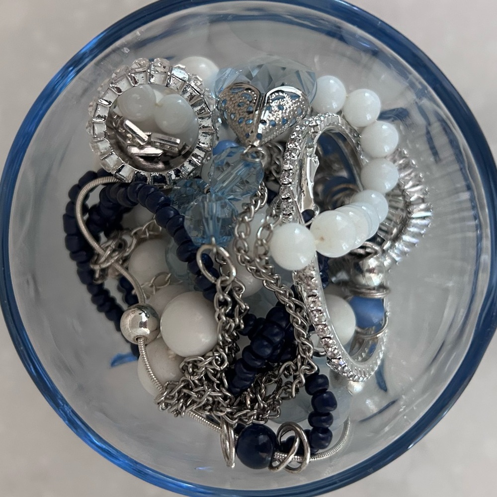 Elegant Silver tone and Blue Jewelry Set